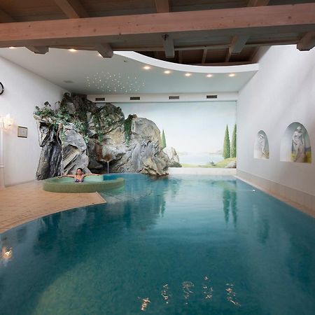 Dolomites Wellness Hotel Savoy La Villa  Exterior foto